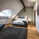 Aparthotel Lux - Skolas Riga