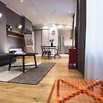 Lux - Skolas Aparthotel Riga
