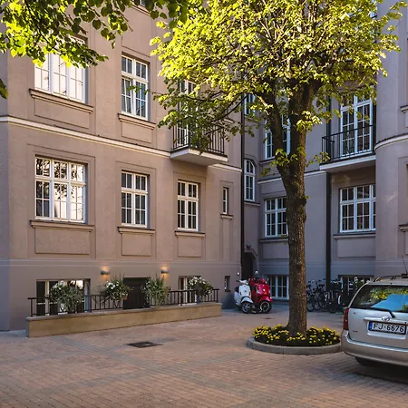 Aparthotel Lux - Skolas 4*