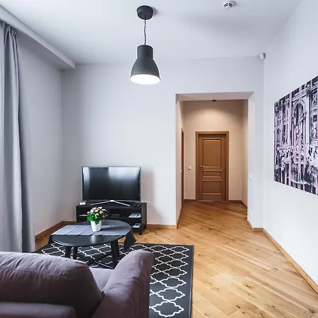 Lejlighedshotel Lux - Skolas 4*