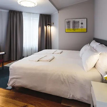 Lejlighedshotel Lux - Skolas Riga