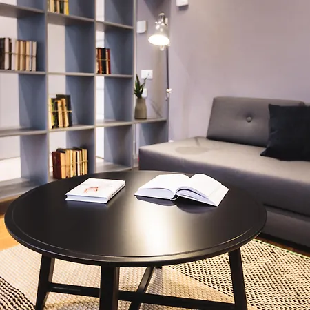 Lux - Skolas Aparthotel Riga