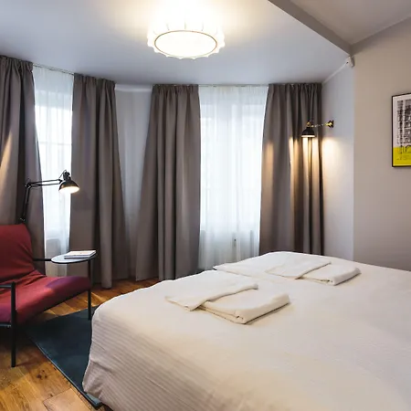 Apart-hotel Lux - Skolas 4*