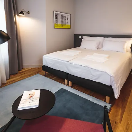 Lux - Skolas 4* Riga