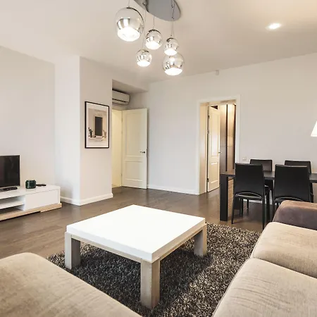 Lux - Skolas Hotel apartamentowy Ryga