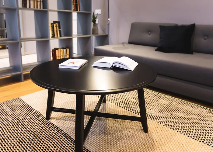 Lux - Skolas Appart hôtel