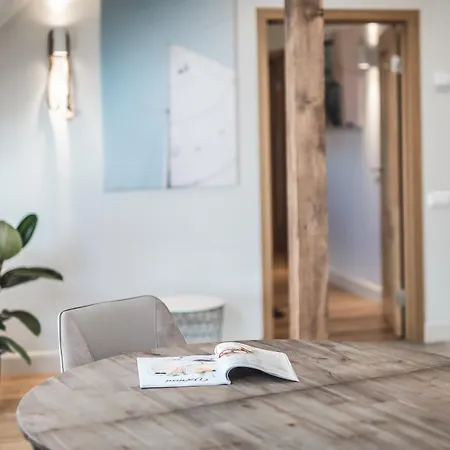 アパートホテル Lux - Skolas リガ